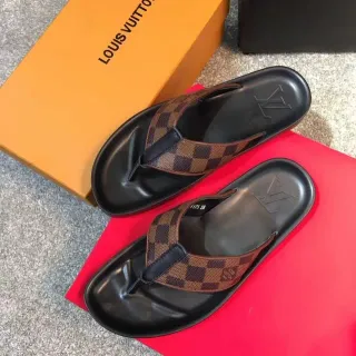 Louis Vuitton Damier Ebène Chanclas tanga