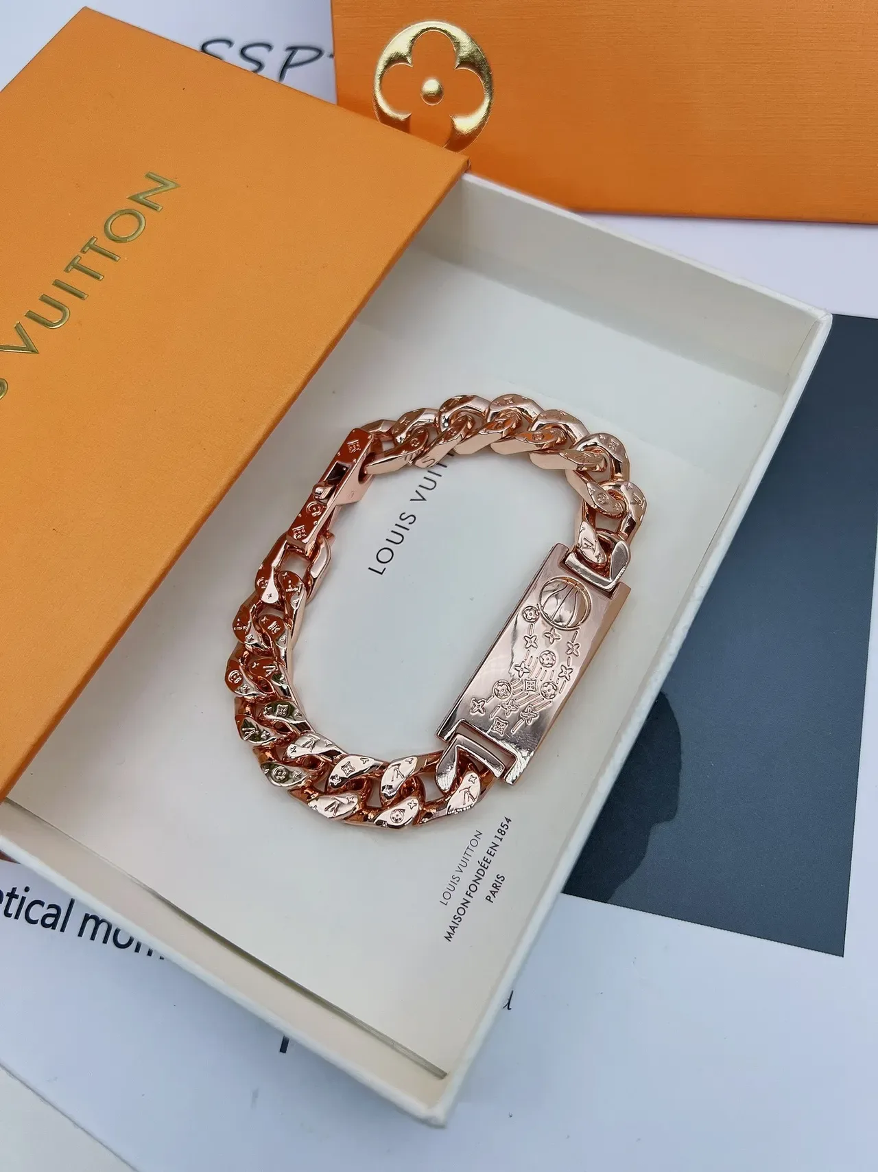 Louis Vuitton Engraved Curb Chain Rose Gold Bracelet 7