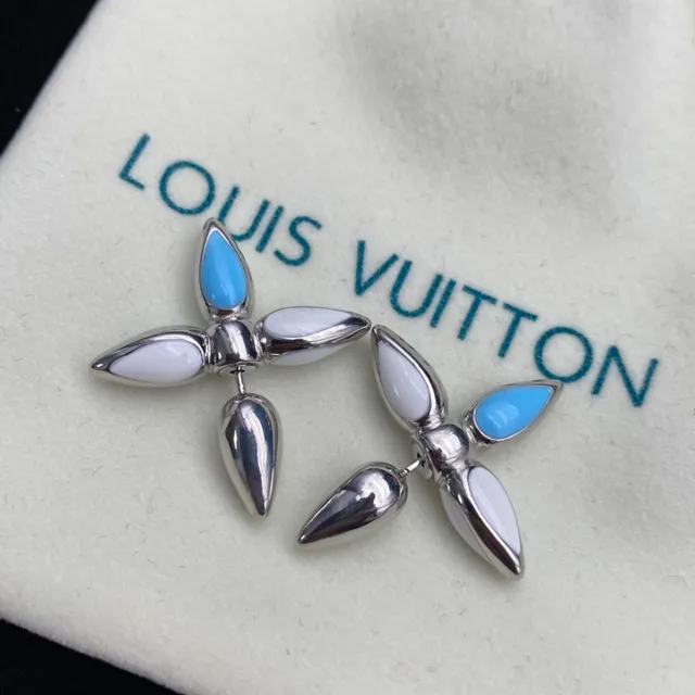 Louis Vuitton Floral Motif Pink Enamel and Pearl-Effect Earrings 7