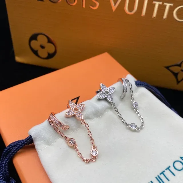 Louis Vuitton Floral Motif Rose Gold Pavé Chain Earrings 4
