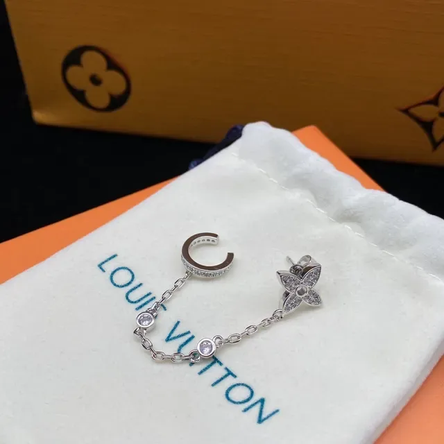 Louis Vuitton Floral Motif Rose Gold Pavé Chain Earrings 9
