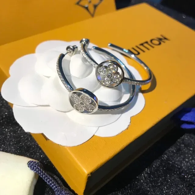 Louis Vuitton Floral Pavé Hoop Earrings 4