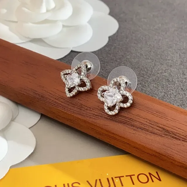 Louis Vuitton Floral Quatrefoil Crystal Stud Earrings 6