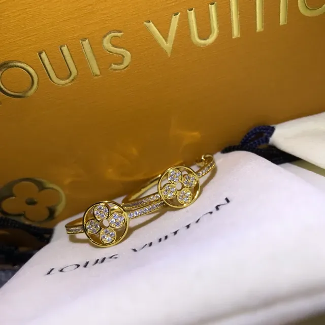 Louis Vuitton Floral Quatrefoil Pavé Hoop Earrings 3
