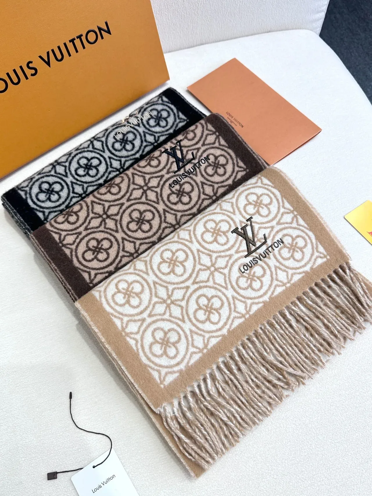 Louis Vuitton Geometric Monogram Jacquard Beige and Brown Cashmere Scarf 5