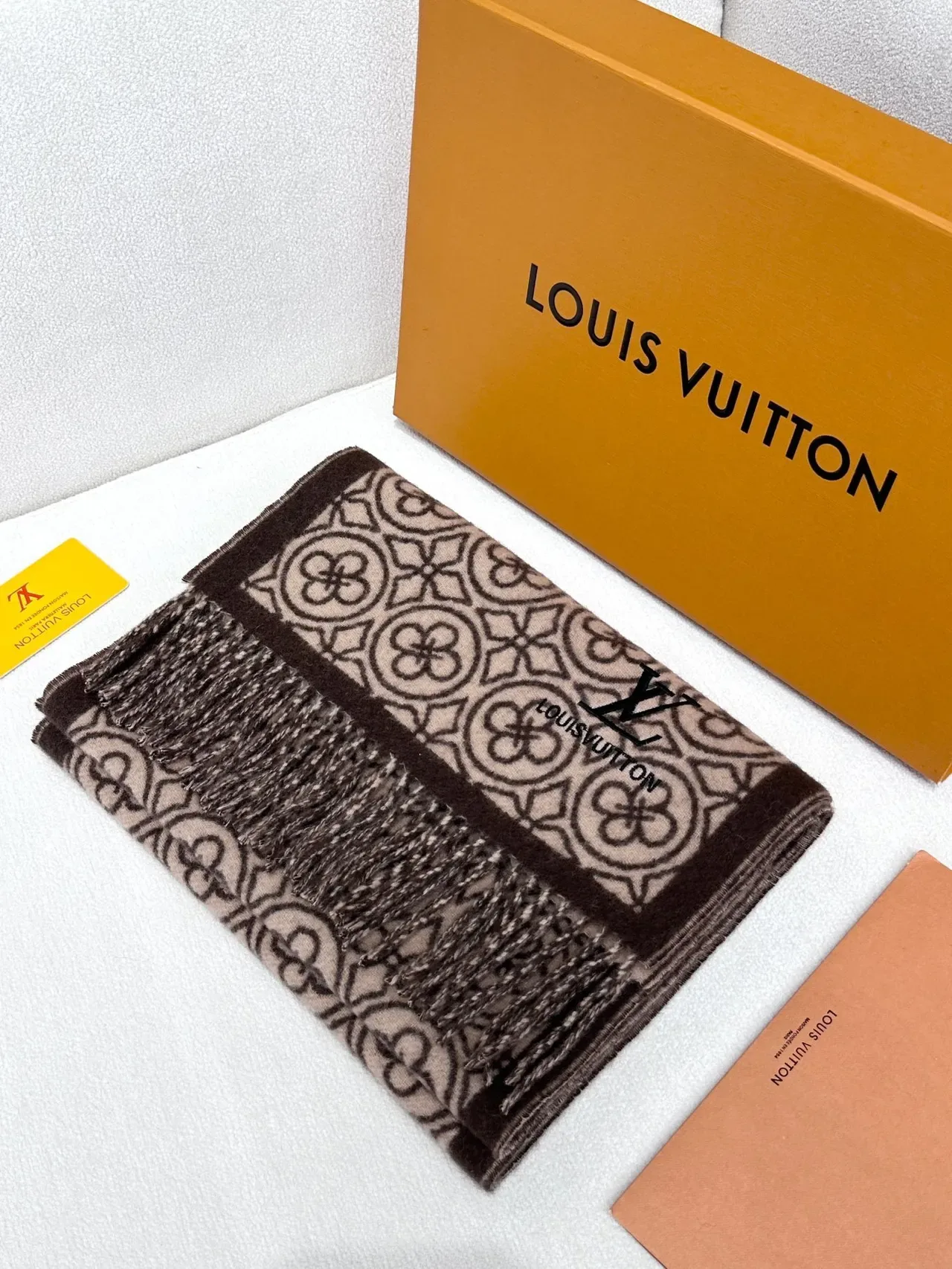 Louis Vuitton Geometric Monogram Jacquard Beige and Brown Cashmere Scarf 6