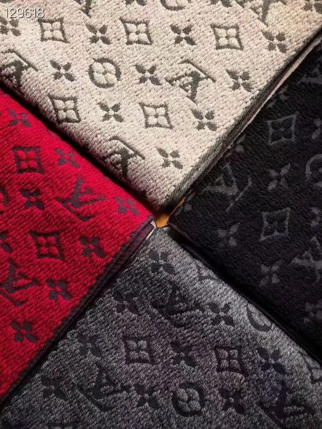 Louis Vuitton Écharpe Gris Noir Monogramme Jacquard Tonal Cachemire Foncé 3