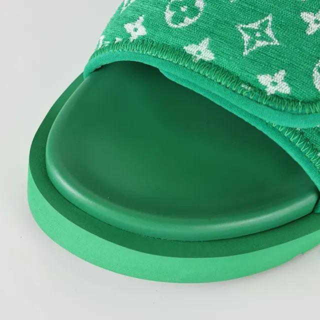 Louis Vuitton Green White Platform Sole Monogrammed Fabric Strap Slippers 5