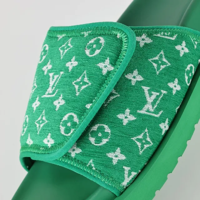 Louis Vuitton Green White Platform Sole Monogrammed Fabric Strap Slippers 6