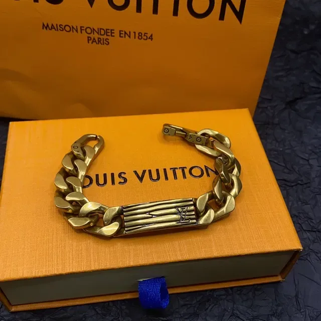 Louis Vuitton Iconic Chain Gold-Tone Curb-Link Bracelet 5