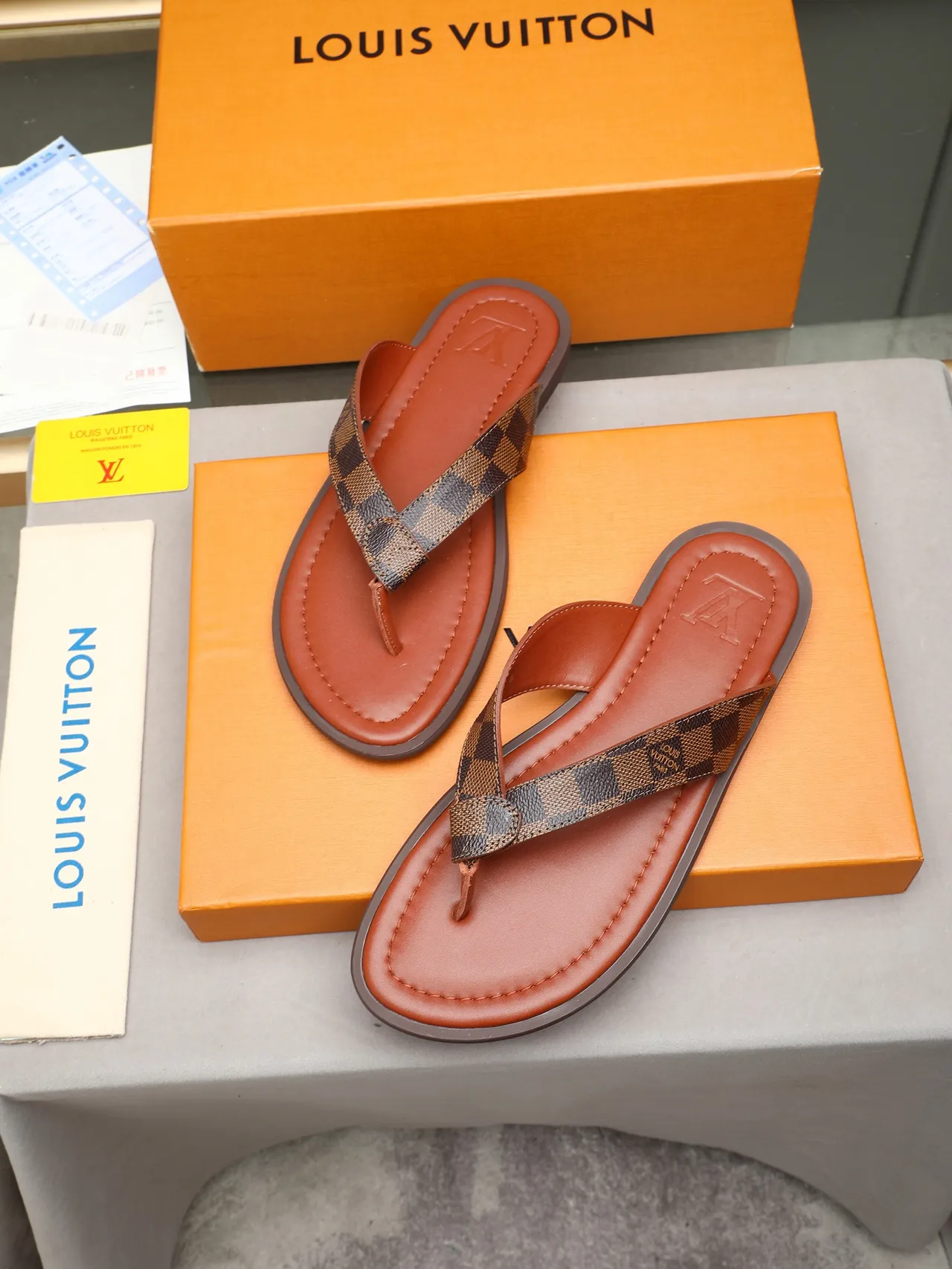 Louis Vuitton Leather Thong Flip-Flop Slippers 5