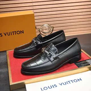 Louis Vuitton 黑色鳄鱼压纹皮革扣带乐福鞋
