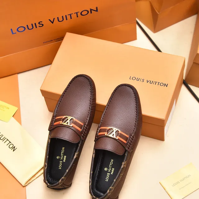 Louis Vuitton Loafer Marron Or Cuir Pébiblé Col Monogram-Trimmed Loafer 3