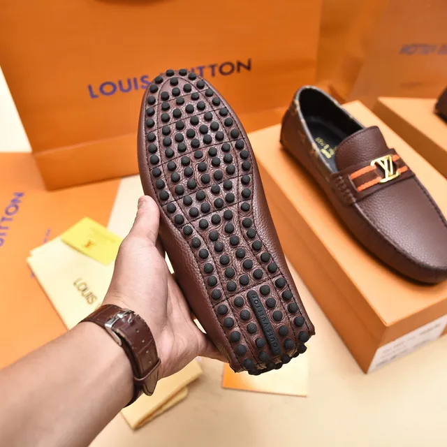 Louis Vuitton Loafer Marron Or Cuir Pébiblé Col Monogram-Trimmed Loafer 4