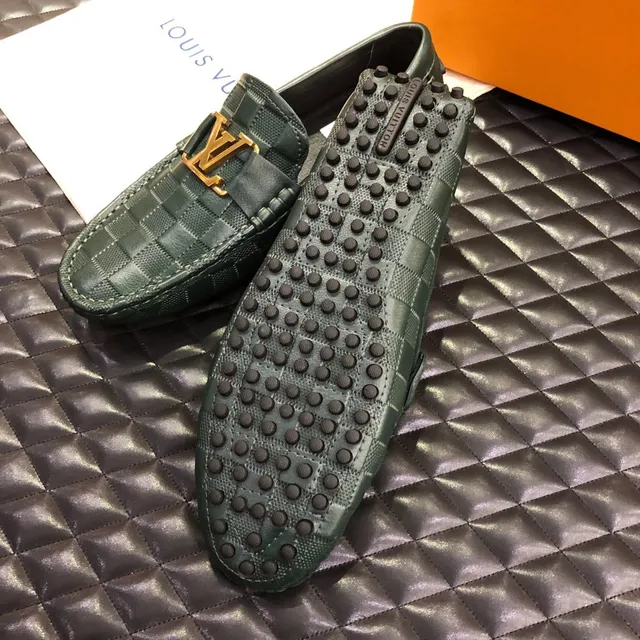 Louis Vuitton Mocassin Vert Or Cuir Matelassé Boucle LV Mocassin 4