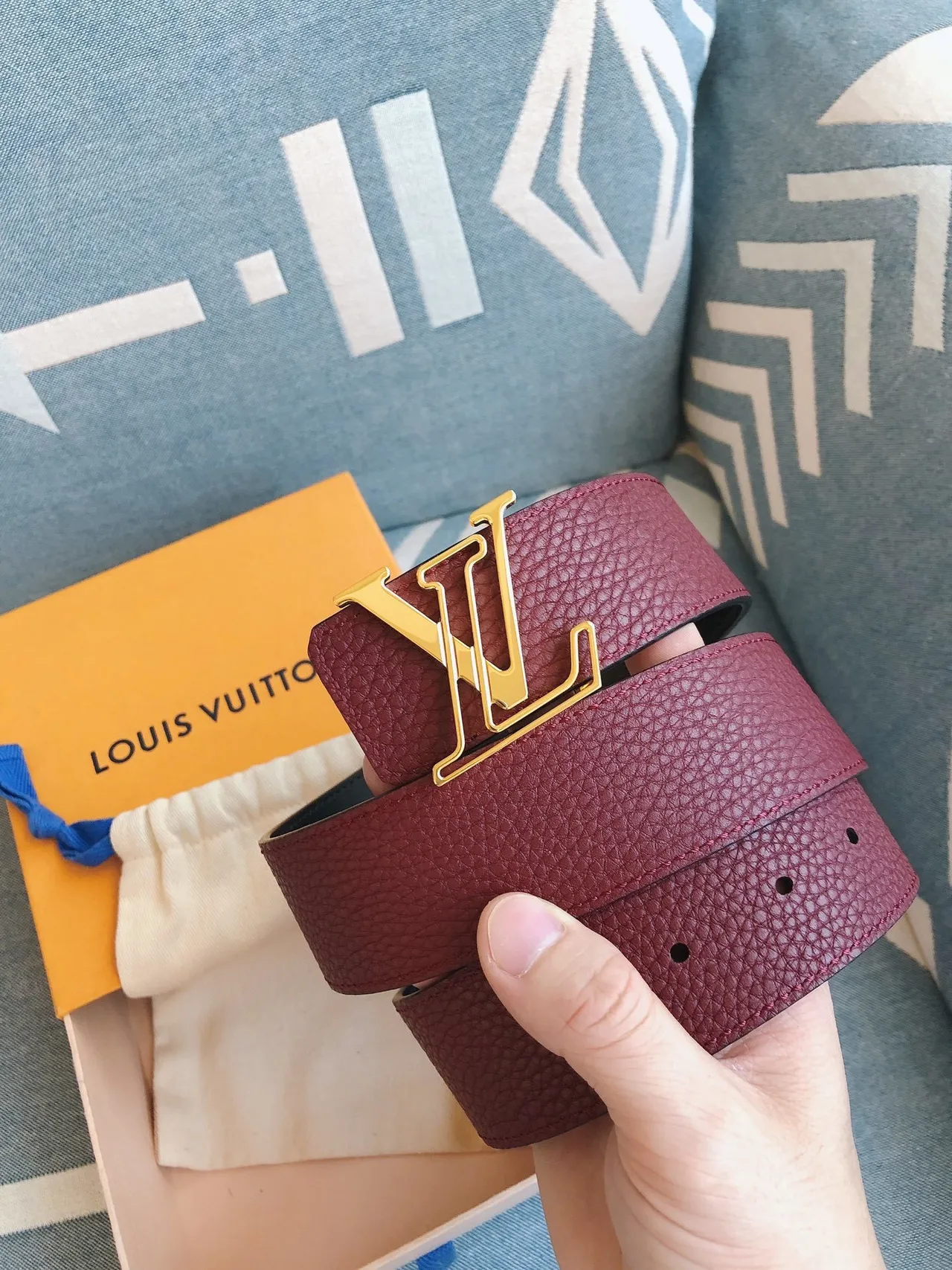 Louis Vuitton LV Belt Burgundy Pebbled Leather Belt 8