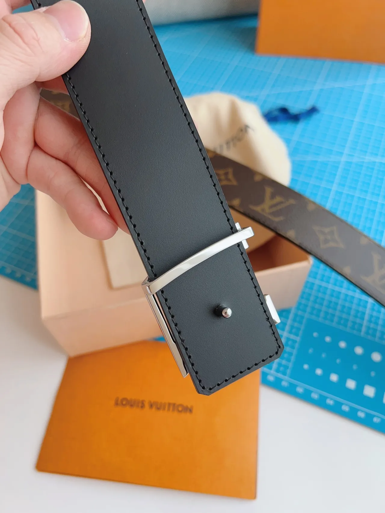 Louis Vuitton LV Initiales Brown Black Reversible Monogram Canvas Polished Silver-Tone Buckle Leather Belt 5