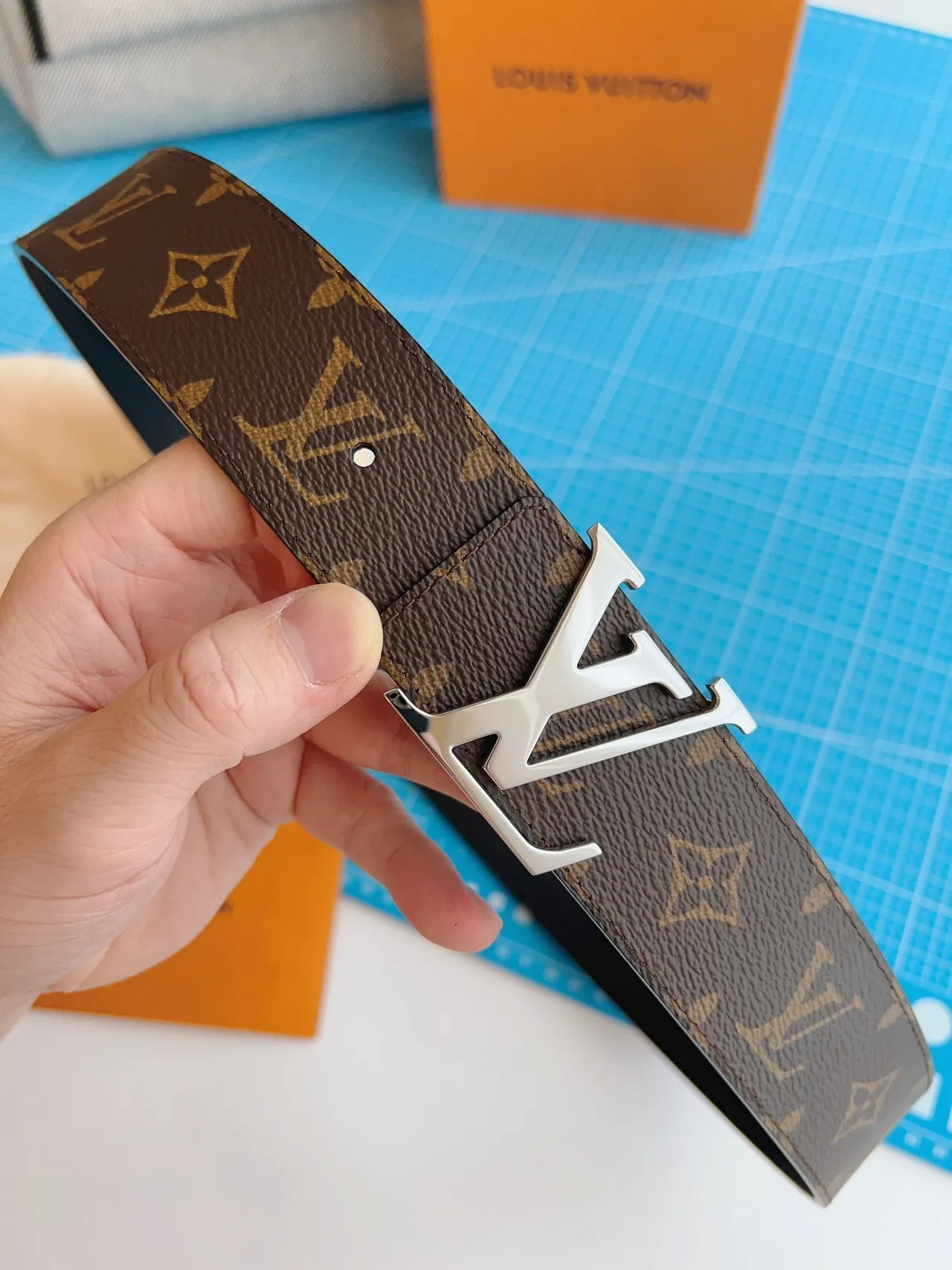 Louis Vuitton LV Initiales Brown Black Reversible Monogram Canvas Polished Silver-Tone Buckle Leather Belt 6