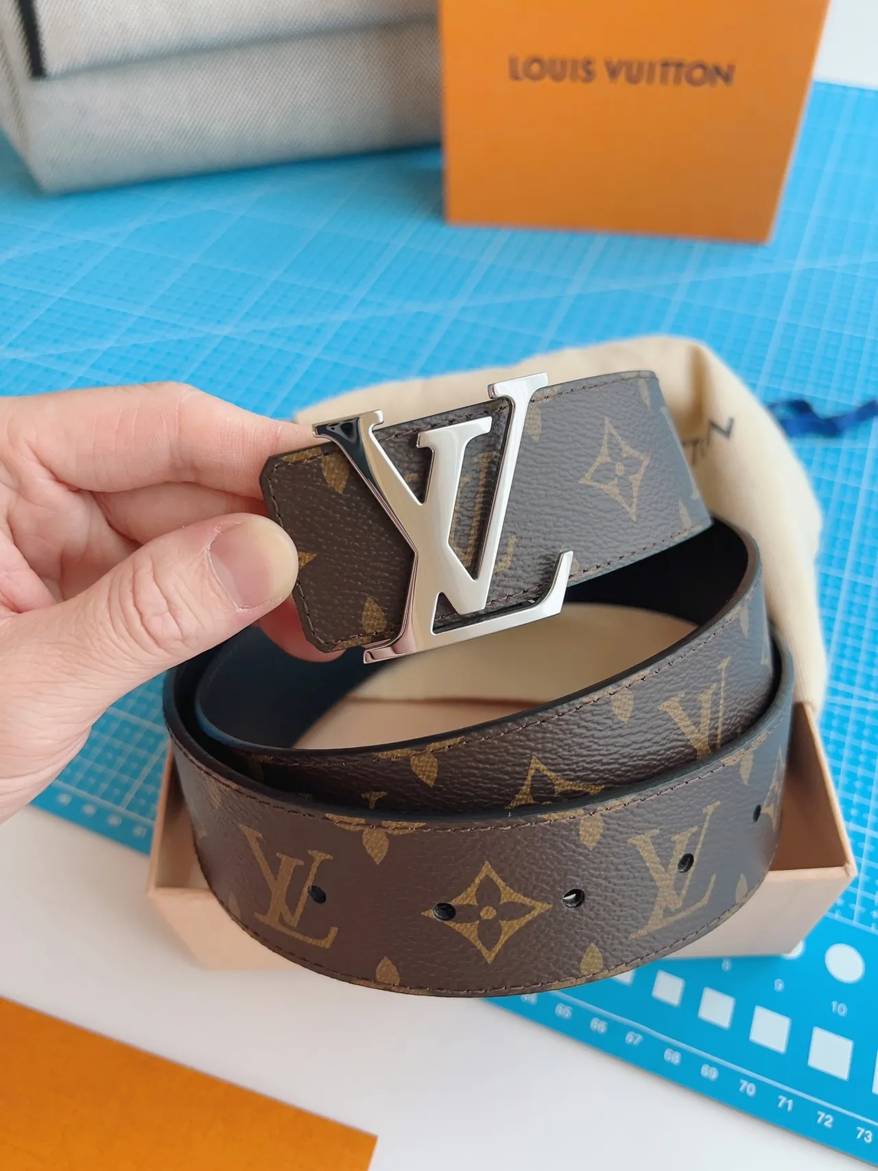 Louis Vuitton LV Initiales Brown Black Reversible Monogram Canvas Polished Silver-Tone Buckle Leather Belt 9