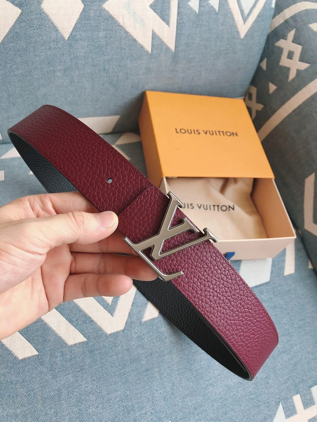 Louis Vuitton LV Initiales Burgundy Pebbled Leather Belt 7