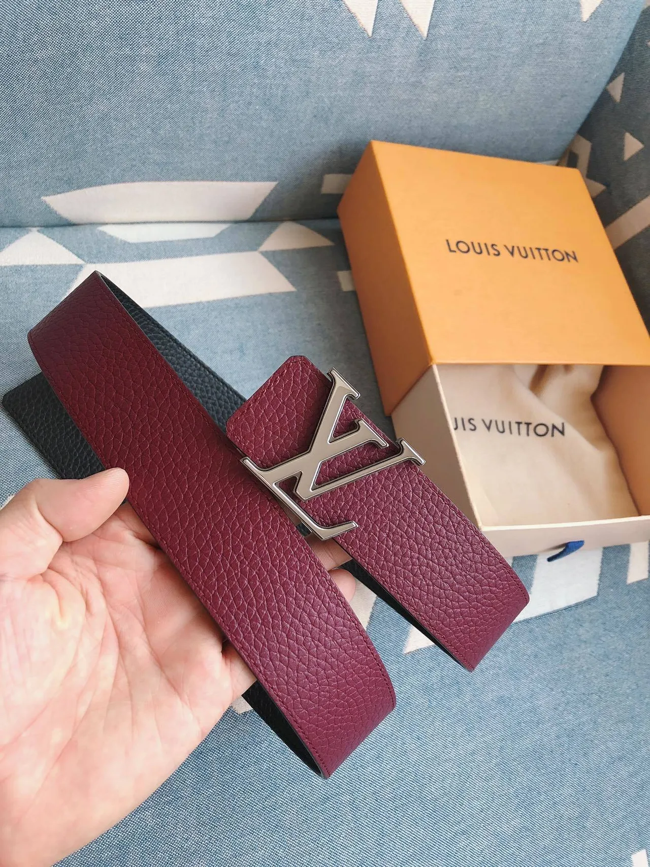 Louis Vuitton LV Initiales Burgundy Pebbled Leather Belt 8