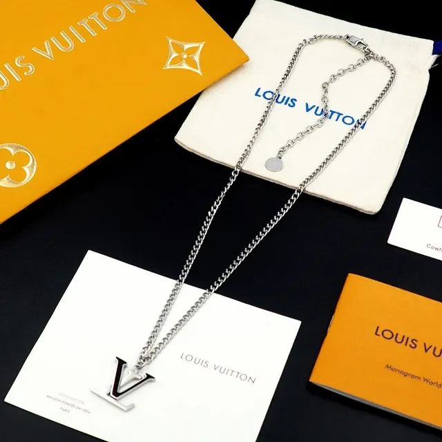 Louis Vuitton LV Monogram Silver Curb Chain Necklace 5