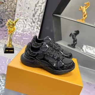 لويس فيتون LV Trainer أسود لامع جلد بوليش بانيلات شبكة matte/TPU أوفرليهات حذاء كاجوال سميك