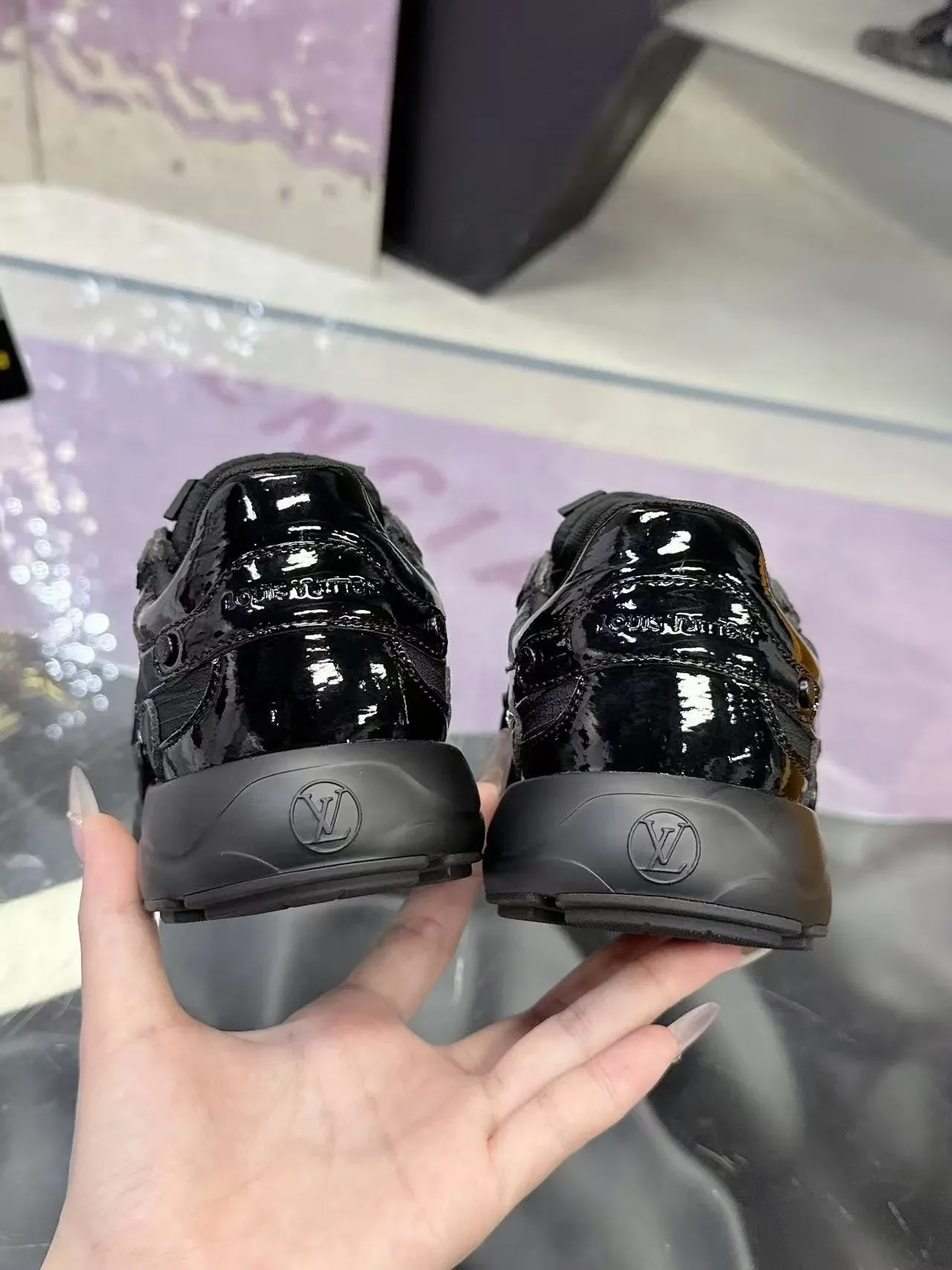 Louis Vuitton LV Trainer Chaussures Noires Paneles Cuir Patenté Glossy Malla Matte/TPU Overlays Chunky 4