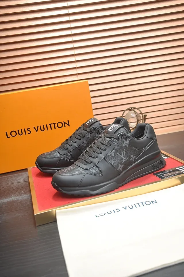 লুইস ভিটন LV Trainer কালো Monogram চামড়া স্কাল্প্টেড রাবার সোল লাইফস্টাইল স্নিকার্স 4