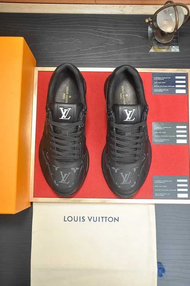 লুইস ভিটন LV Trainer কালো Monogram চামড়া স্কাল্প্টেড রাবার সোল লাইফস্টাইল স্নিকার্স 5