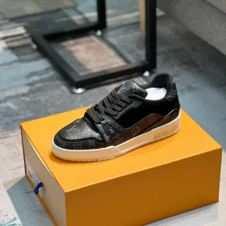Louis Vuitton LV Trainer Negro Monogram Lifestyle Sneakers