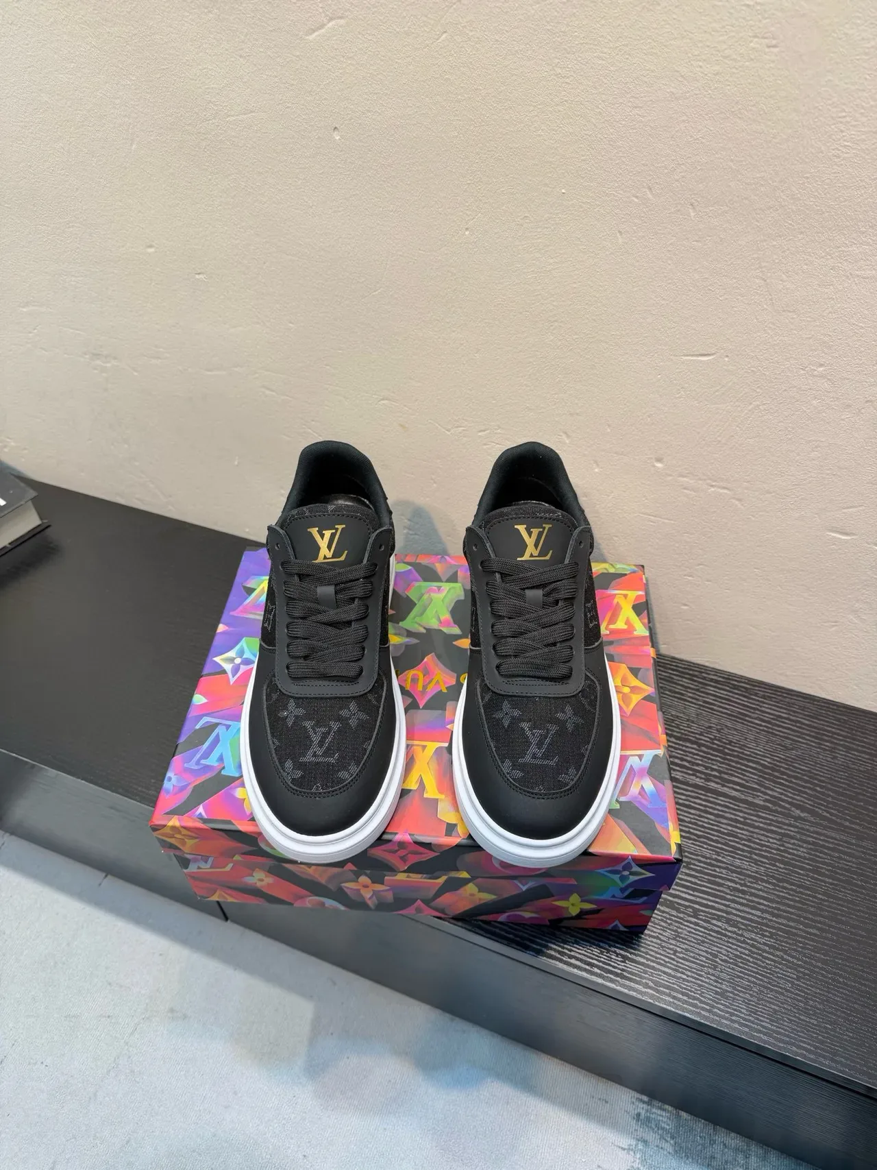 Louis Vuitton LV Trainer Black White Monogram Jacquard Upper Smooth Leather Overlays Lifestyle Sneakers 2
