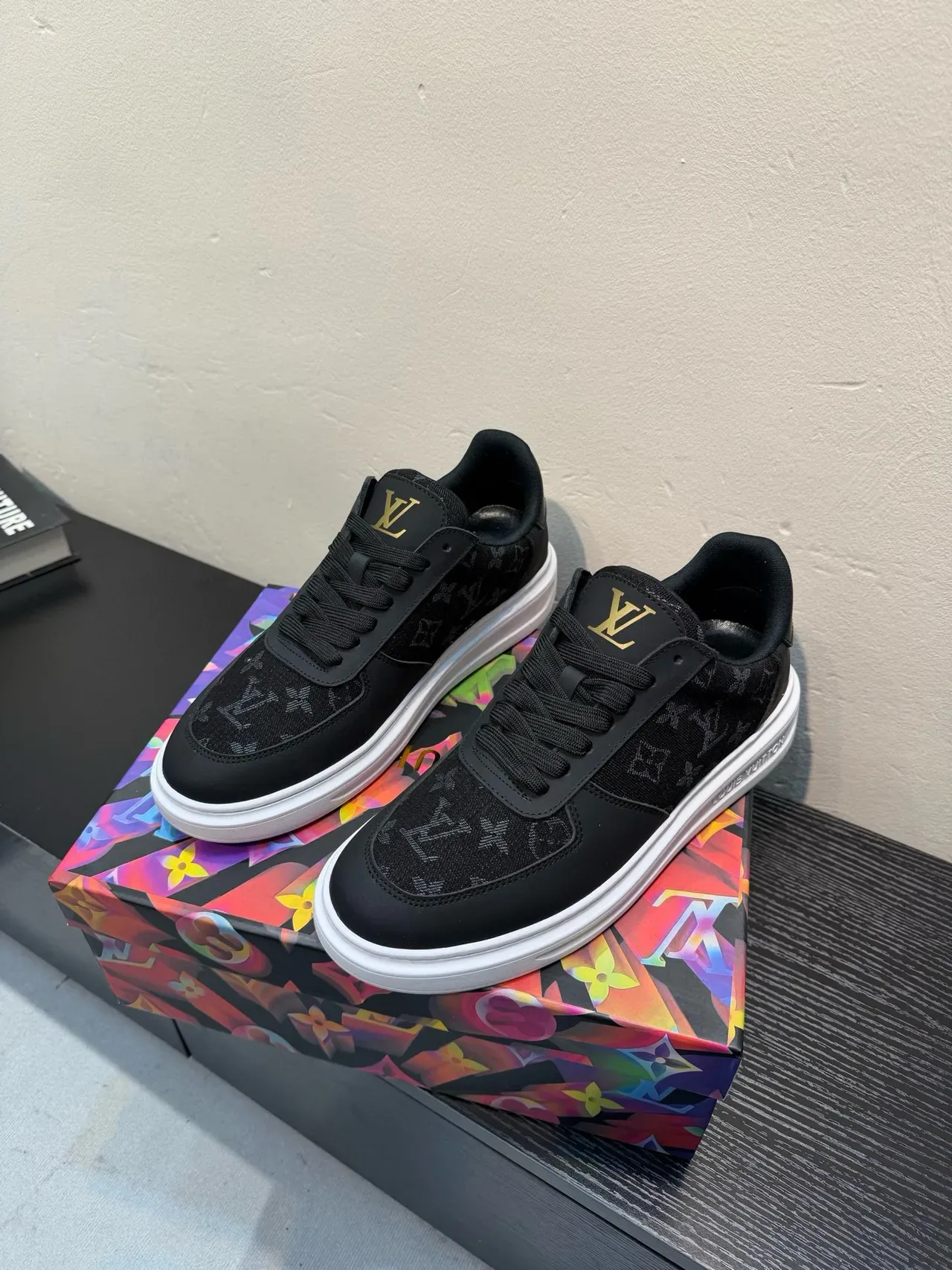 Louis Vuitton LV Trainer Black White Monogram Jacquard Upper Smooth Leather Overlays Lifestyle Sneakers 3