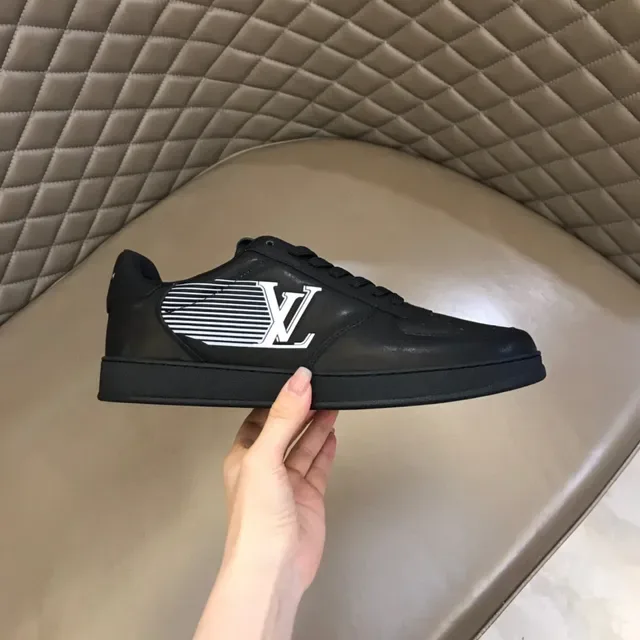 Louis Vuitton LV Trainer Black White Smooth Leather Upper Perforated Toe Cap Lifestyle Sneakers 5
