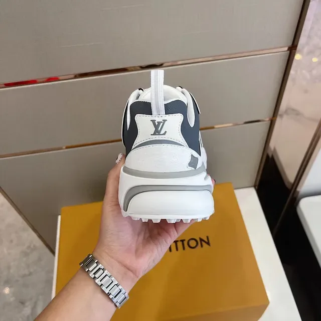 Louis Vuitton LV Trainer Branco Preto Sola Gráficos Inspirados na Chama Camadas Tênis Chunky 4