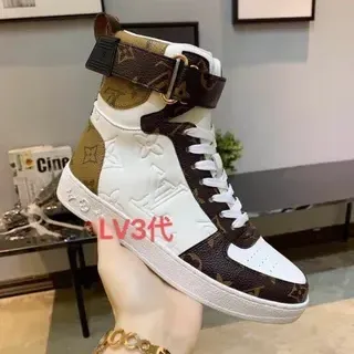 Louis Vuitton LV Trainer Blancos y Marrones de Alto con Monograma de Lona Lifestyle Sneakers