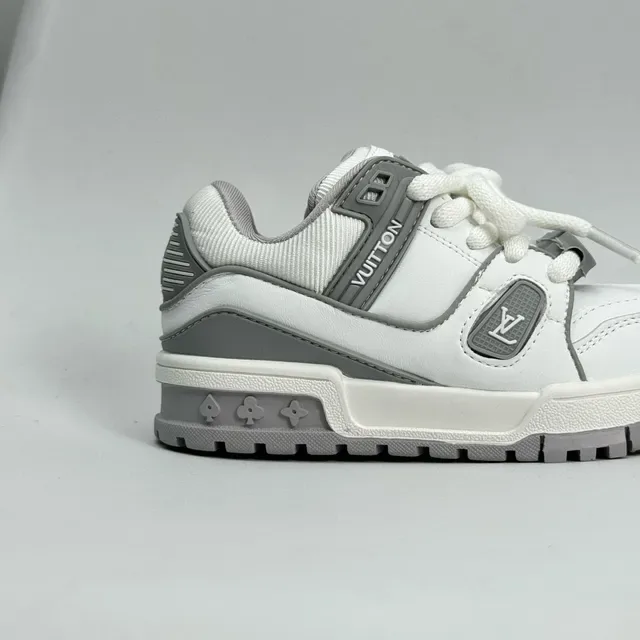 Louis Vuitton LV Trainer White Gray Chunky Sole Layered Overlays Lifestyle Sneakers 18
