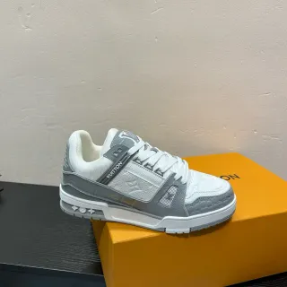Louis Vuitton LV Trainer Blanco y Gris Monogram Cuero Crocodile-Embossed Paneles Zapatillas Lifestyle