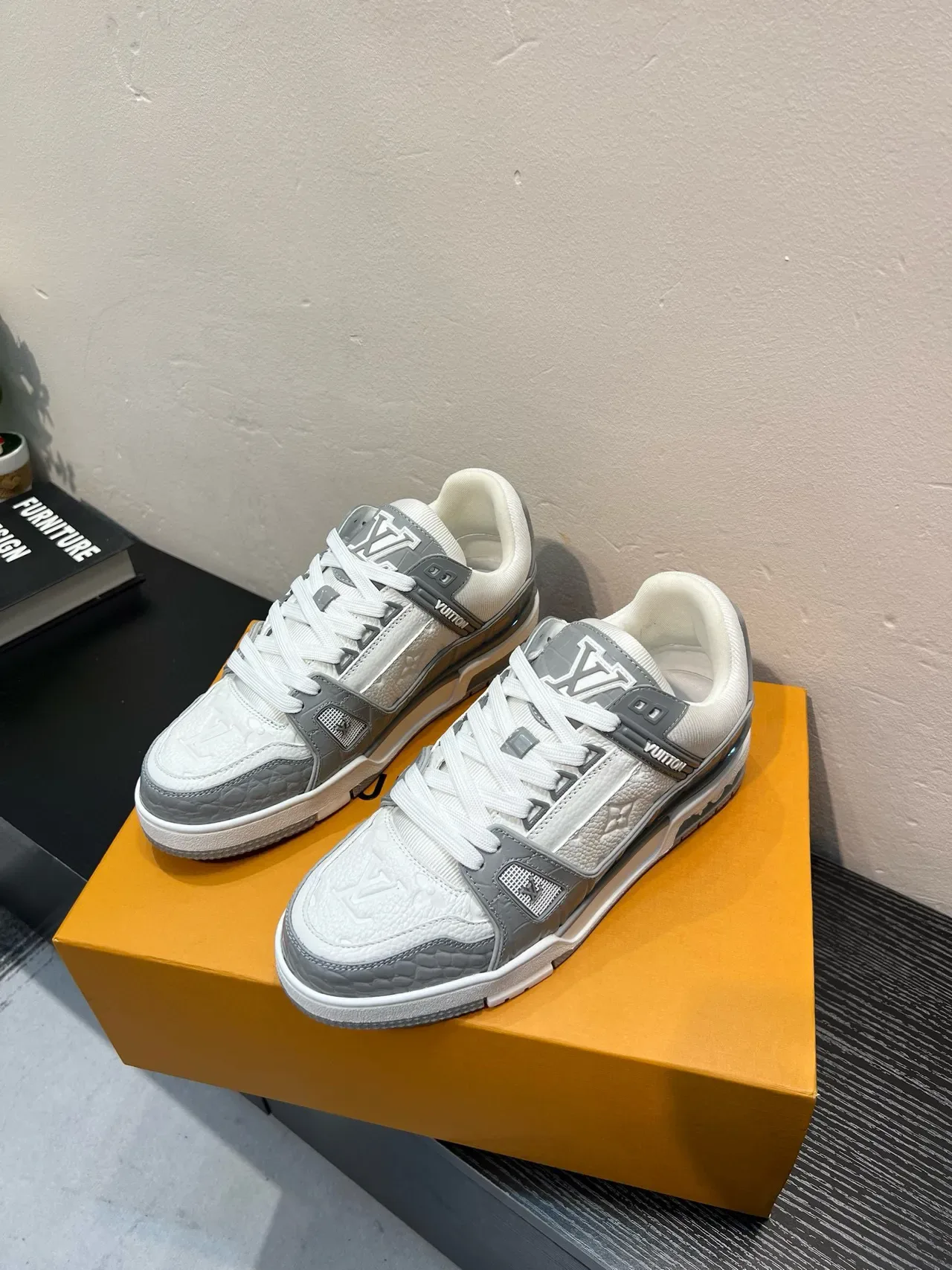 Louis Vuitton LV Trainer White Gray Monogram Leather Crocodile-Embossed Panels Lifestyle Sneakers 3