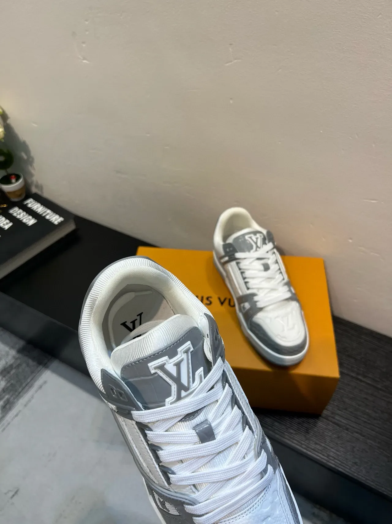 Louis Vuitton LV Trainer White Gray Monogram Leather Crocodile-Embossed Panels Lifestyle Sneakers 6