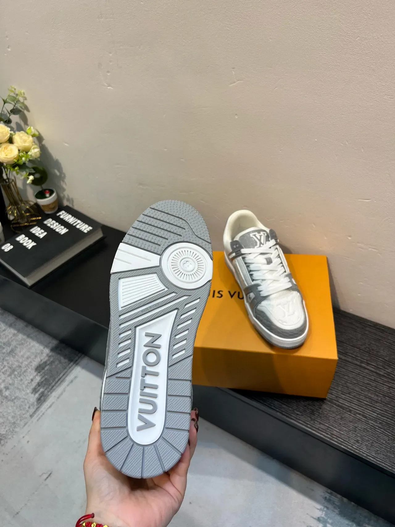 Louis Vuitton LV Trainer White Gray Monogram Leather Crocodile-Embossed Panels Lifestyle Sneakers 8