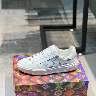 Louis Vuitton LV Trainer White Multicolor Monogram Canvas Platform Sole Lifestyle Sneakers