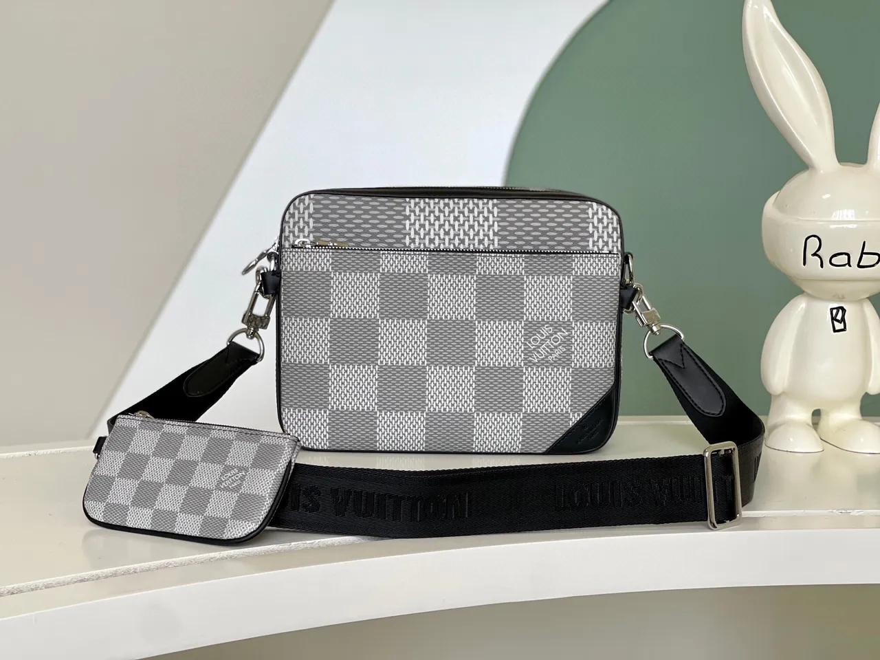 Louis Vuitton Messenger Gray Black Damier Graphite Checkered Canvas Messenger Bag 6