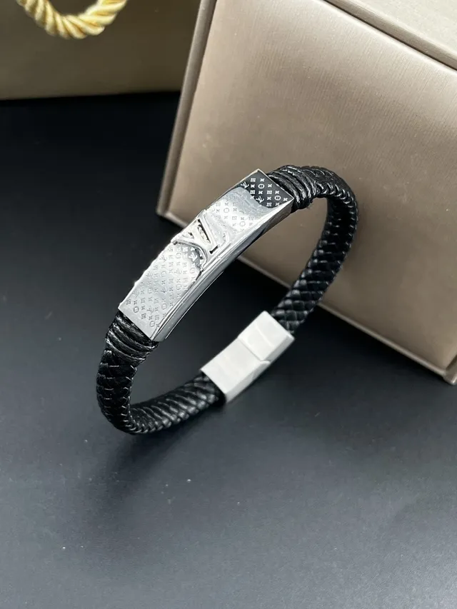 Louis Vuitton Monogram Bracelet Noir Or Cuir Tressé Bracelet Multi-Enroulement 8