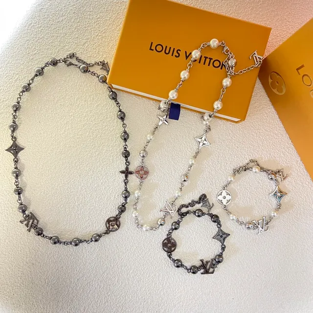 Louis Vuitton Monogram Charm Pearl Beaded Chain Bracelet 2