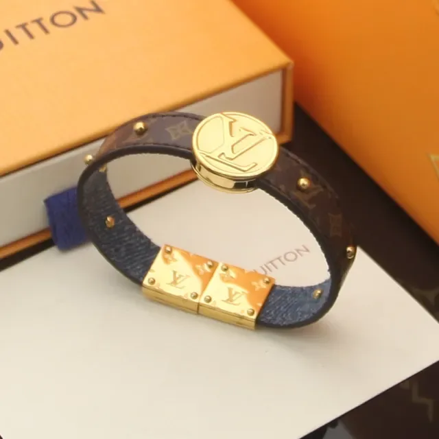 Louis Vuitton Monogram Circle Bracelet Blue Pink Circular Medallion Studded Leather/denim Band Bracelet 7