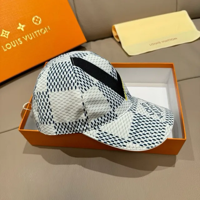 Louis Vuitton Monogram-Dot V Logo Baseball Cap 7
