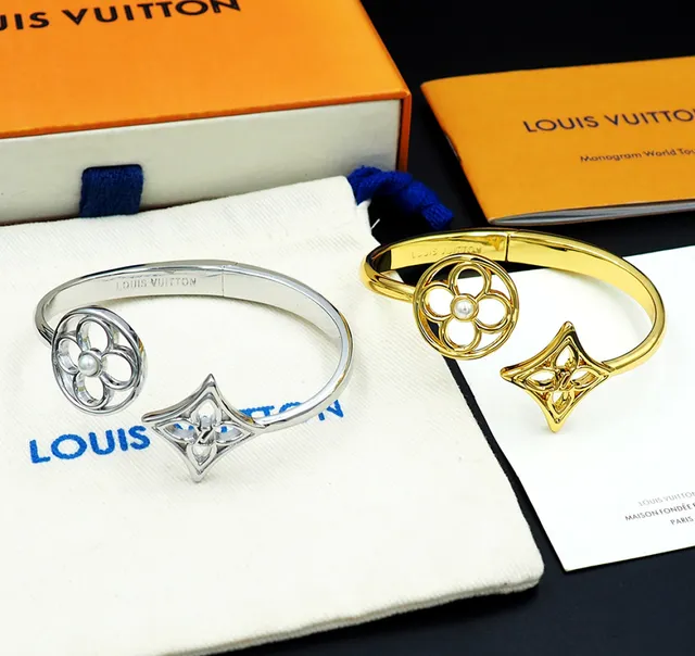 سوار مفتوح Louis Vuitton بزهرة المونوغرام ودامييه كواتريفول 2