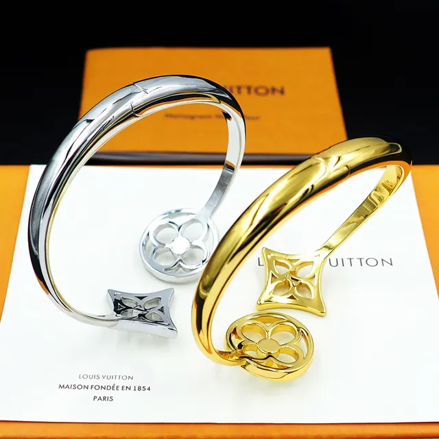 سوار مفتوح Louis Vuitton بزهرة المونوغرام ودامييه كواتريفول 8
