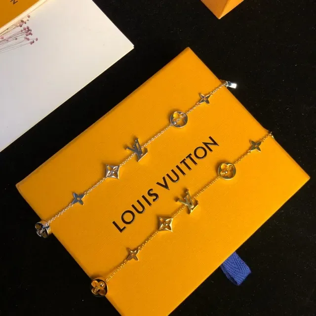 Louis Vuitton Monogram Flower Charm Gold-Tone Chain Bracelet 7